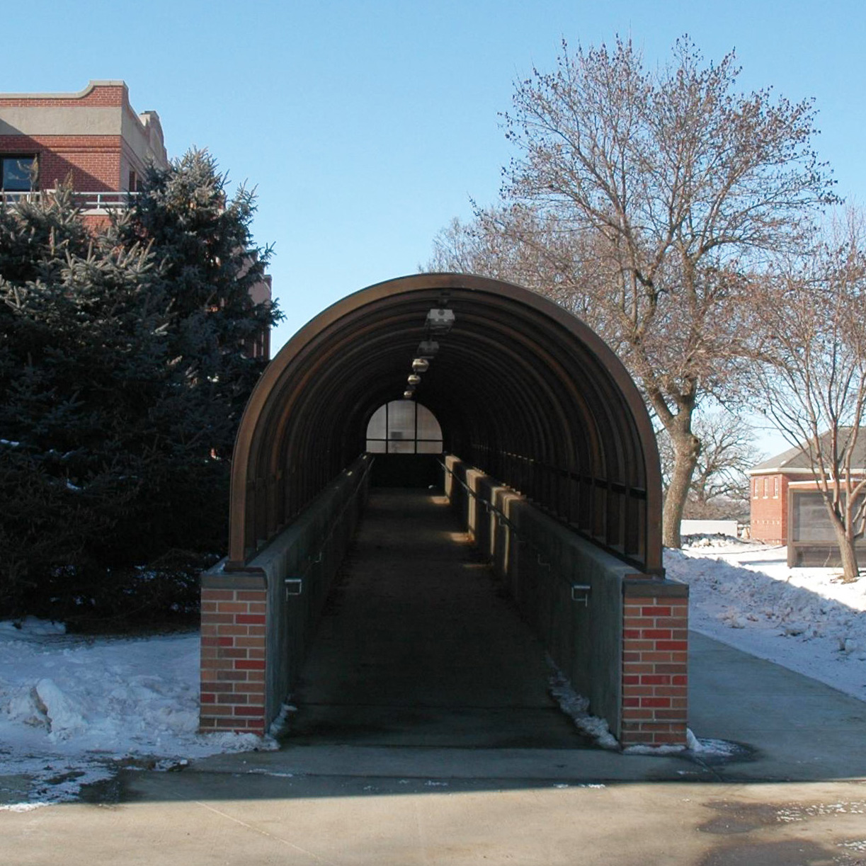 walkway covered ramp Barrel shaped walkway cover